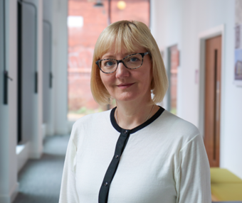 Photo of Dr Clare Murray
