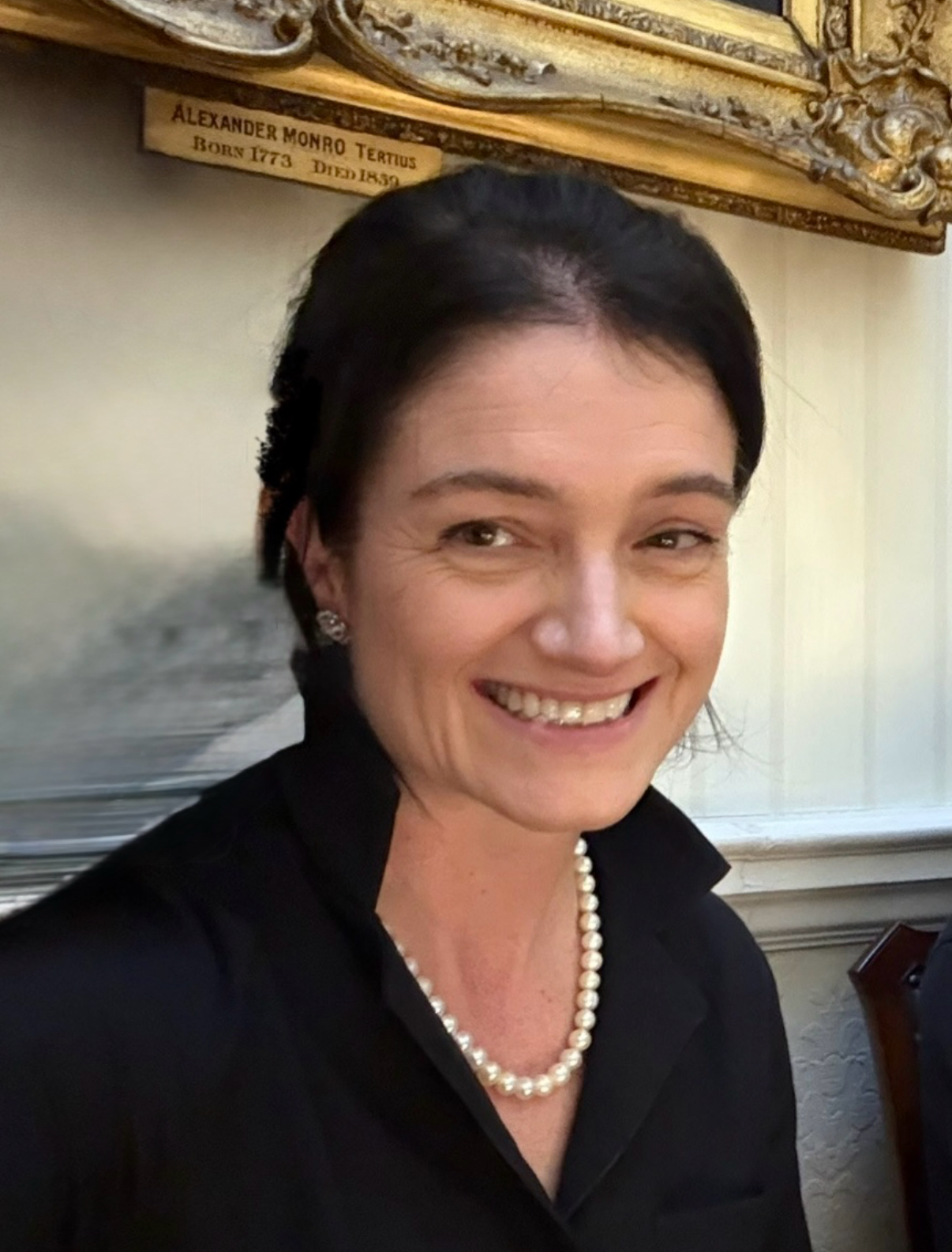 Photo of Dr Emma Stapleton