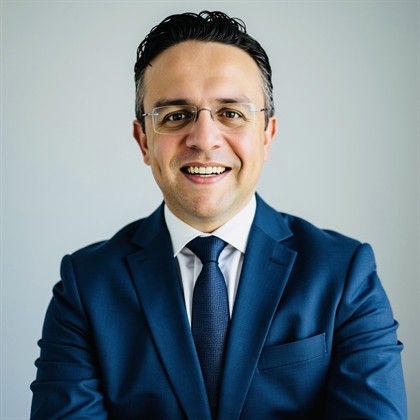 Photo of Dr Mohamed Elsherbiny