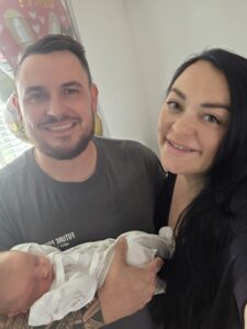 Steve and Faye Williams with their daughter