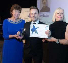 MFT Excellence Awards 2019/20: Patient Choice nominations are now OPEN!